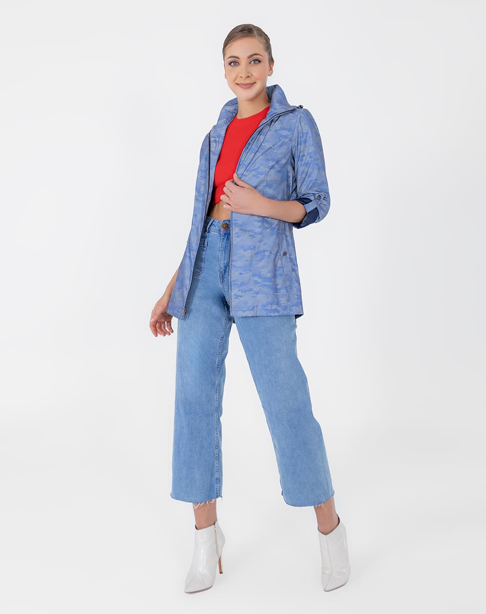 Gabardina sport con reflejante y repelente al agua para mujer