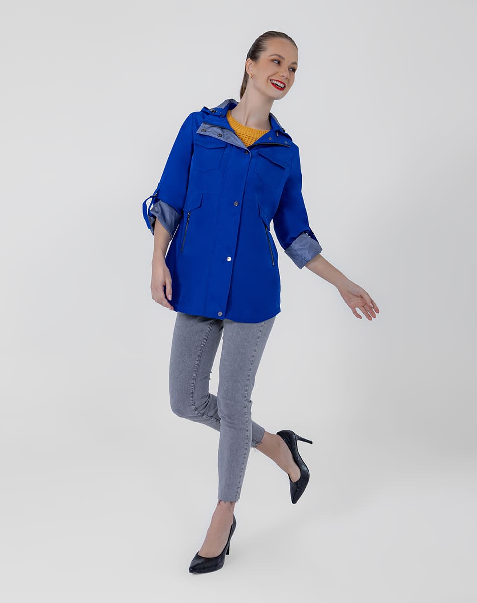 Gabardina con Gorro Desmontable