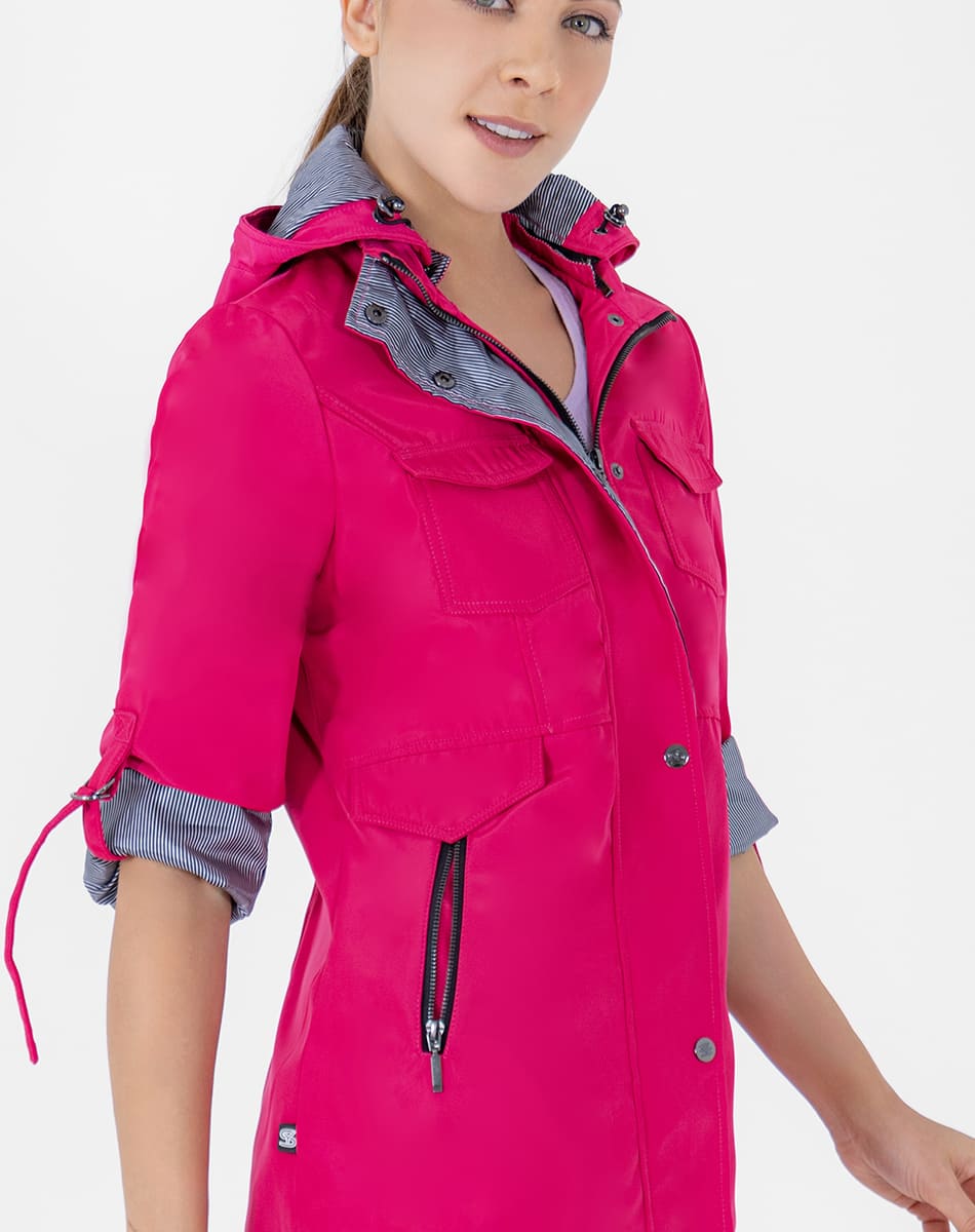 Gabardina con Gorro Desmontable