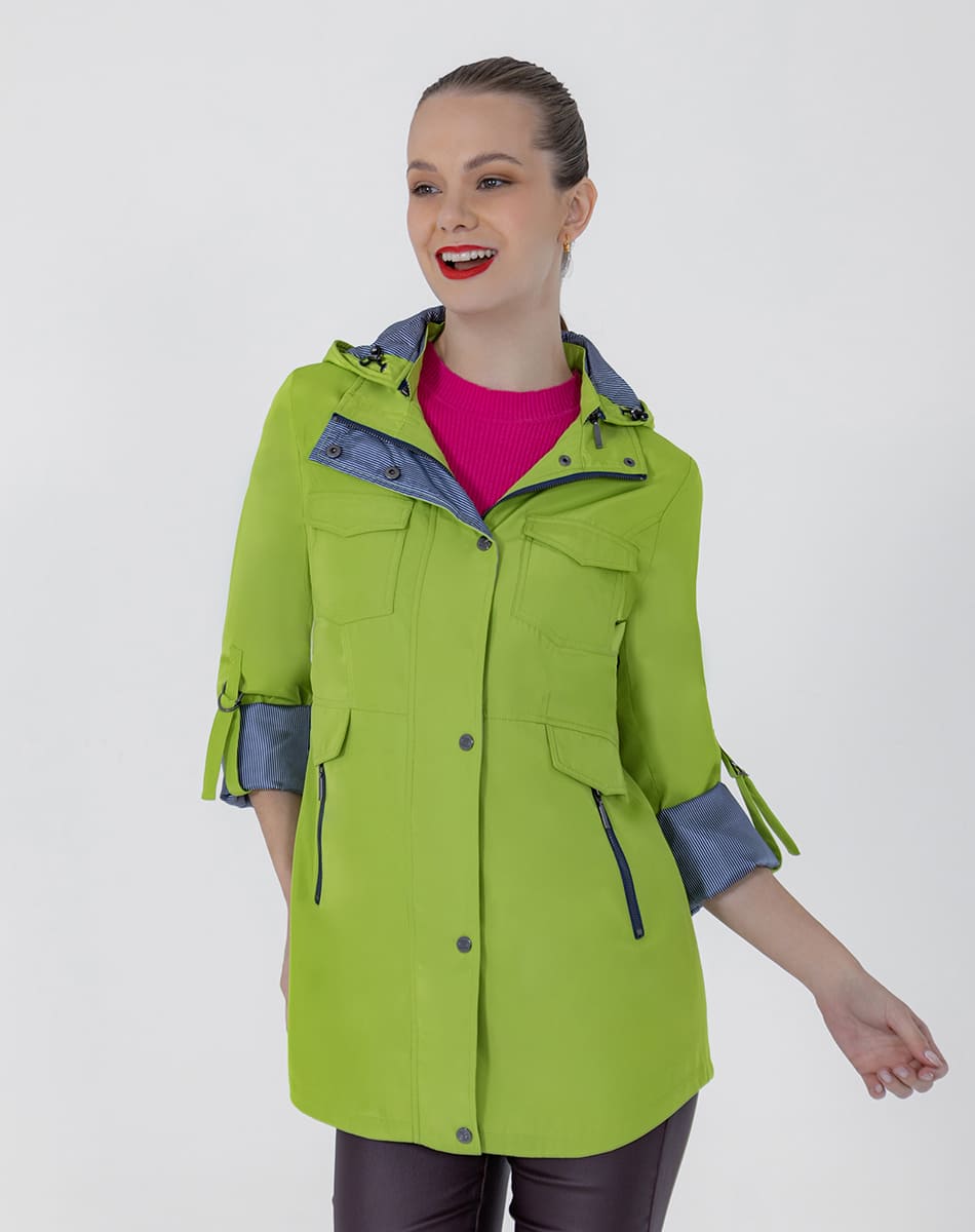 Gabardina con Gorro Desmontable