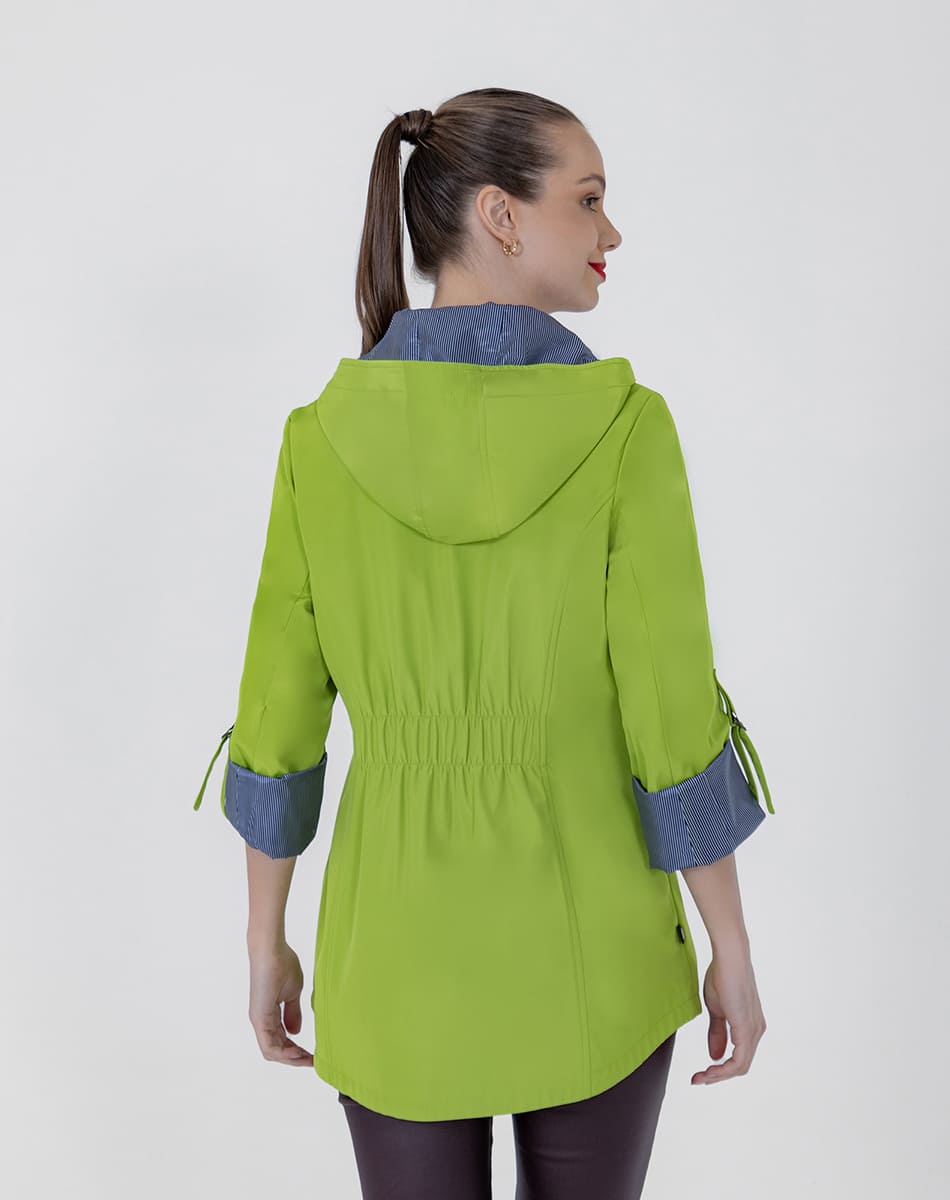Gabardina con Gorro Desmontable