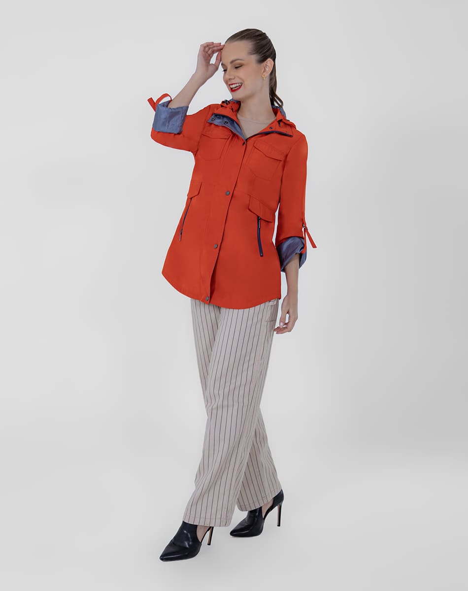 Gabardina con Gorro Desmontable