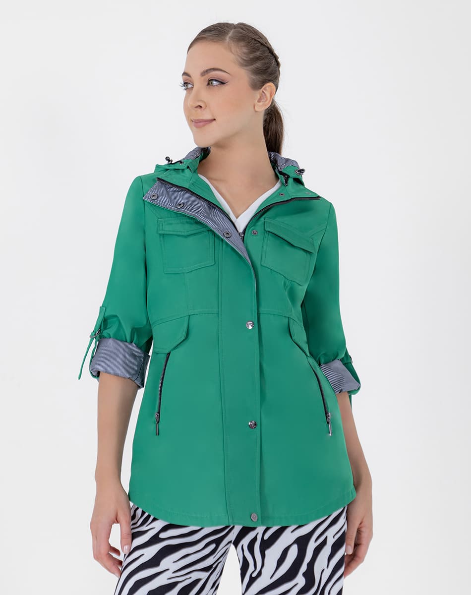 Gabardina con Gorro Desmontable