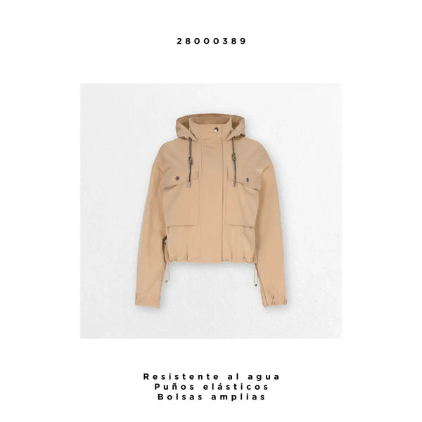 Gabardina Corta con Capucha Integrada y Cuello Alto