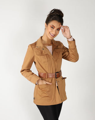 Gabardina contemporánea