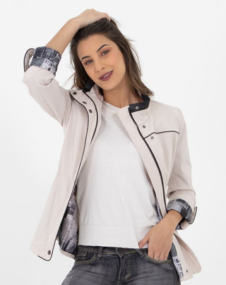 Gabardina Contemporánea