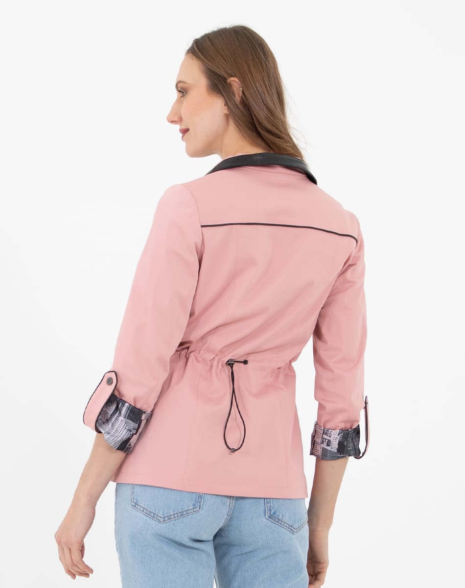 Gabardina Ligera Con Cintura Ajustable